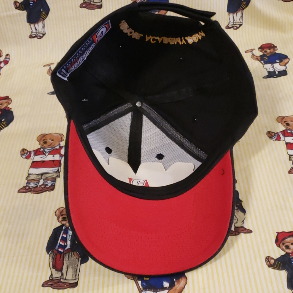 collegiate hat - Picture 4 of 5